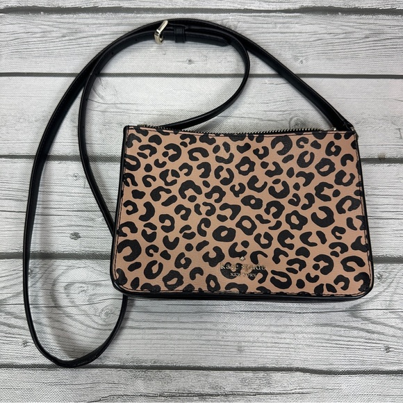 Kate Spade Darcy Crossbody - Picture 4 of 11